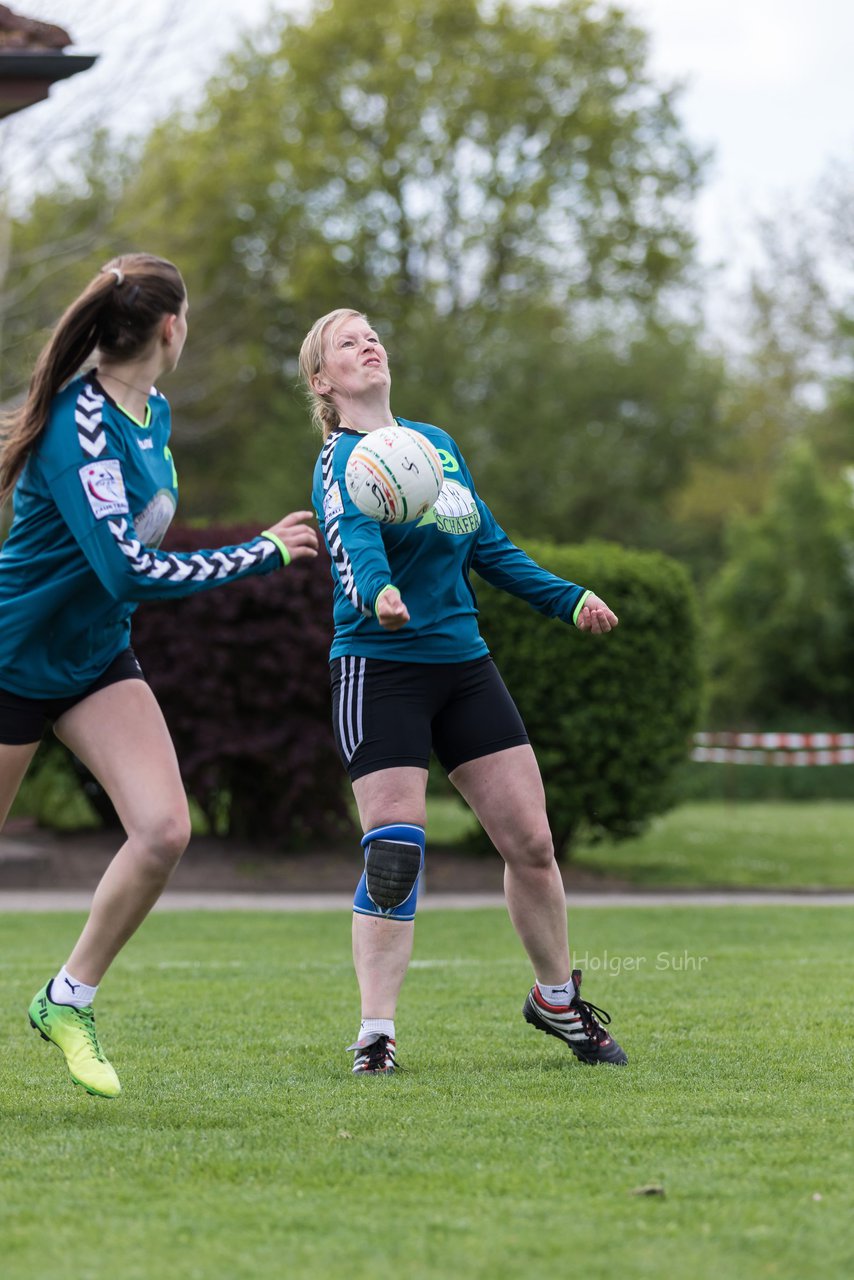 Bild 170 - Faustball Frauen Wiemersdorf